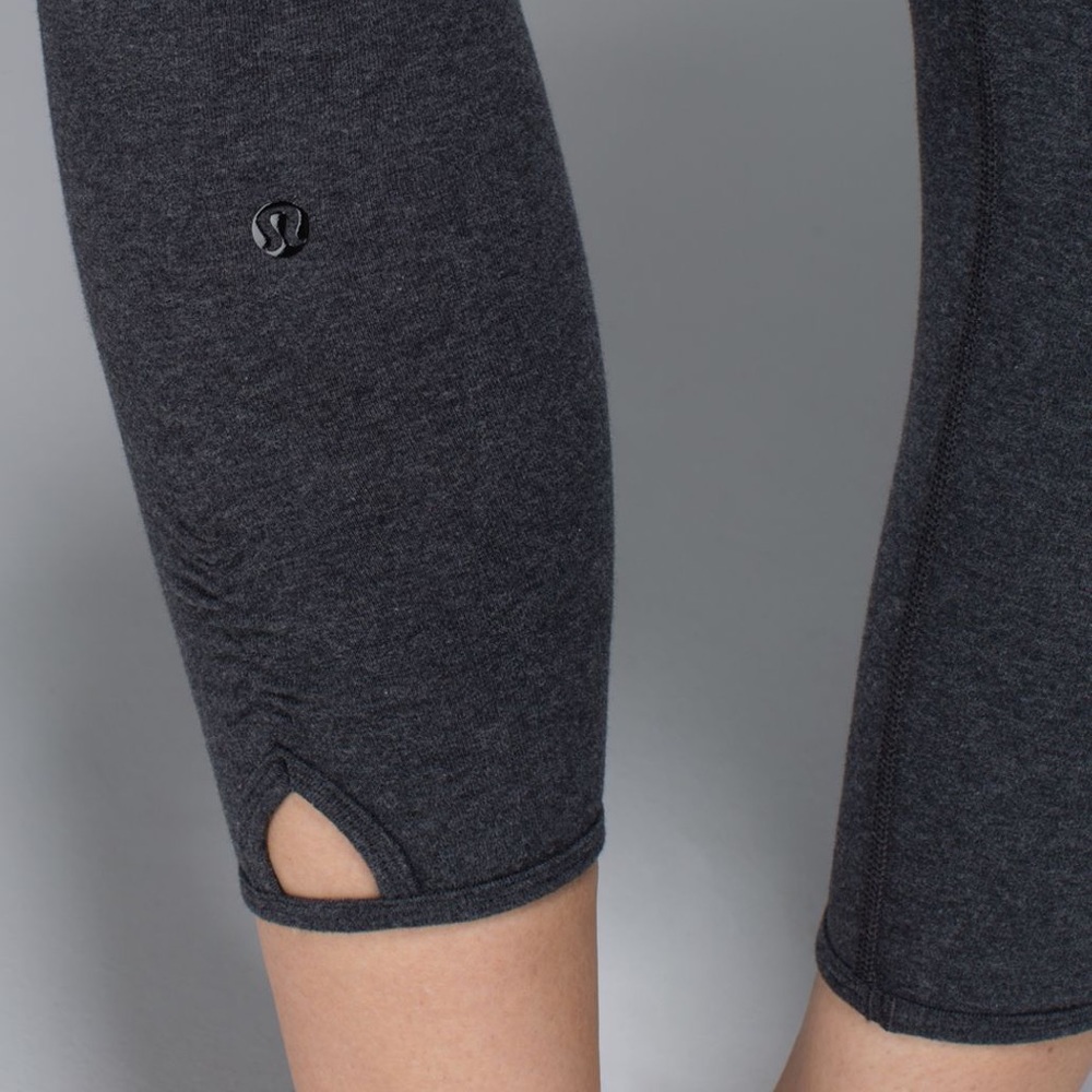 Lululemon Dhanurasana Crop Legging